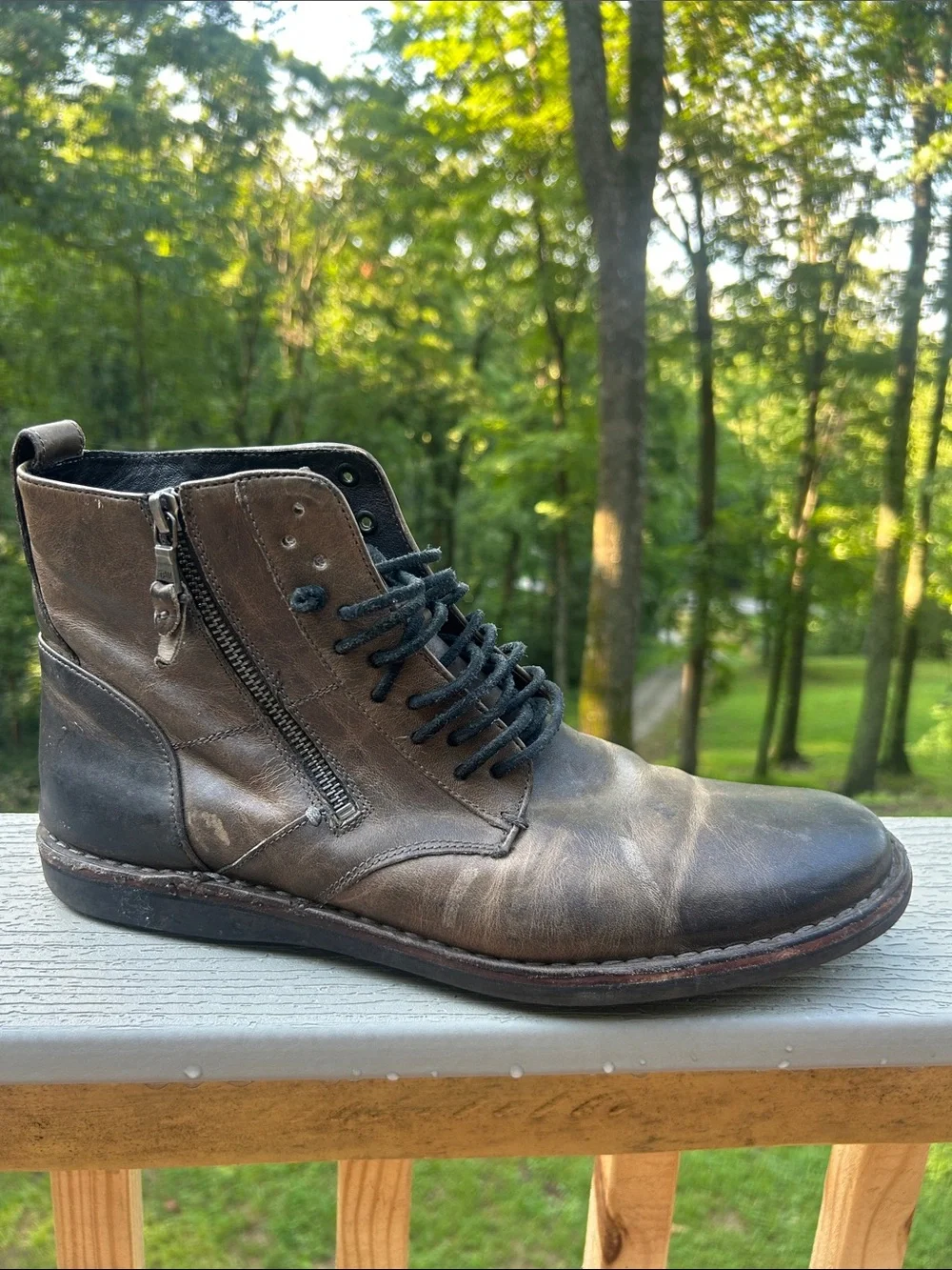 John Varvatos Barrett Side Zip Chukka Boots Men’s Size 11 Brown Leather